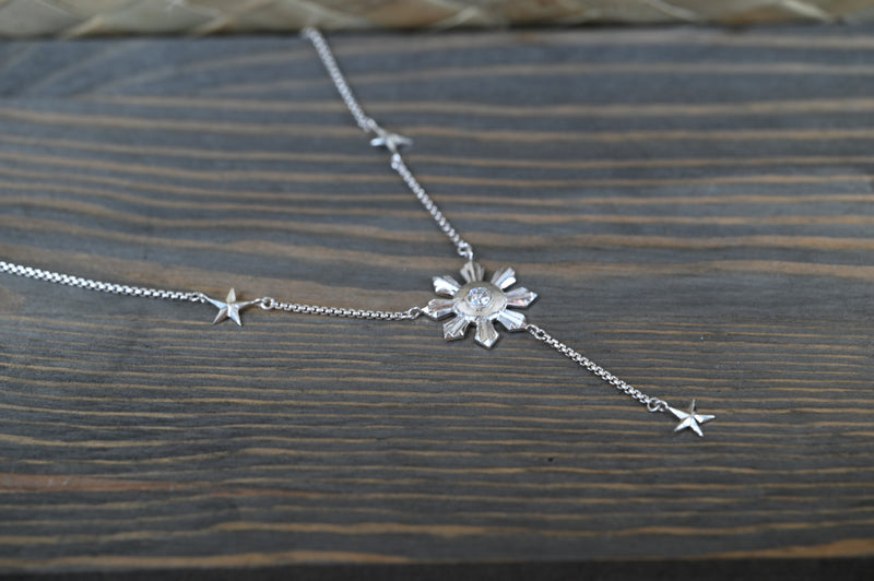 3 Stars & the Sun Necklace DIAMOND