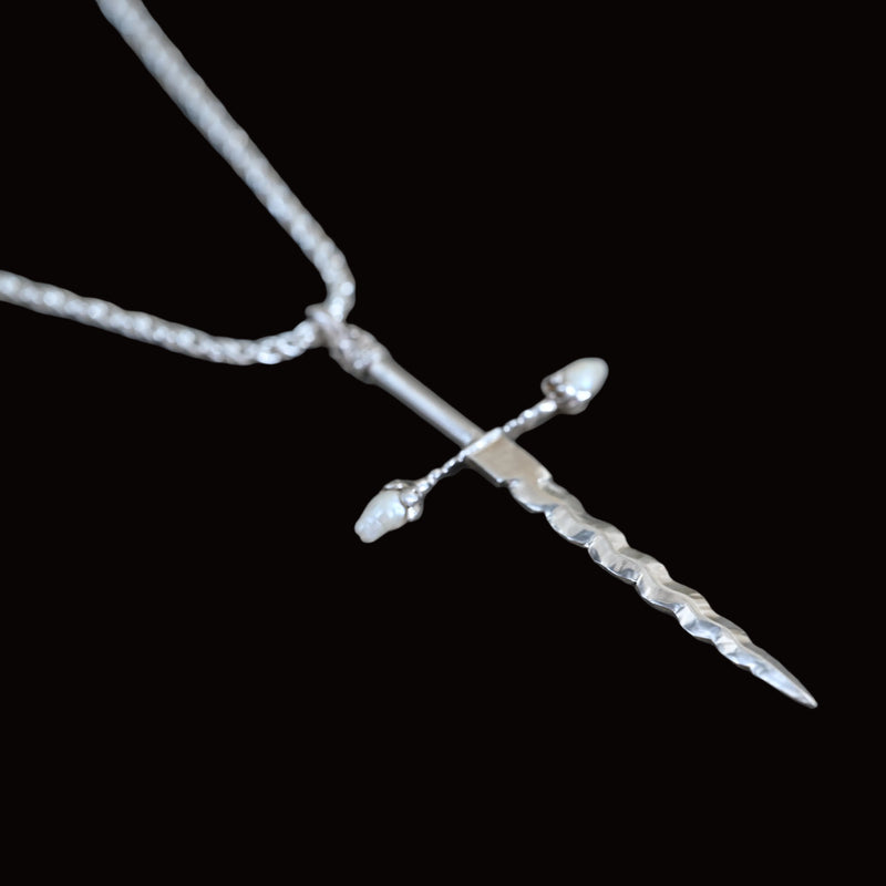 KALIS SWORD PENDANT