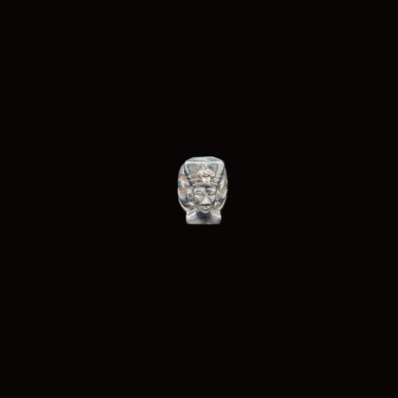 Nefertiti Ring