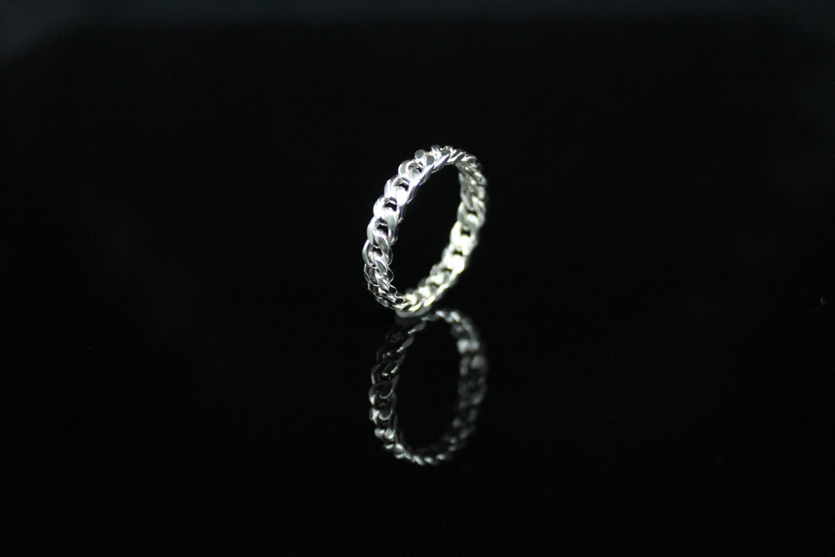 CURB LINK RING