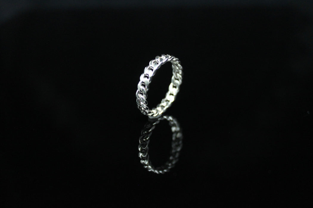 CURB LINK RING