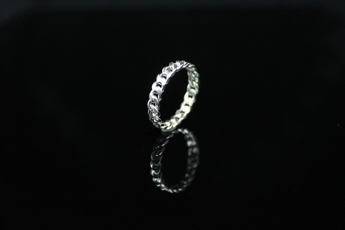CURB LINK RING